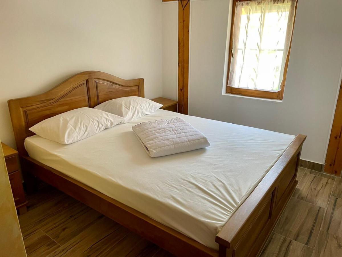 Kula Nekovic Bed & Breakfast Gusinje Eksteriør bilde